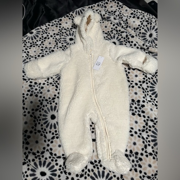 Baby gap - Picture 1 of 3